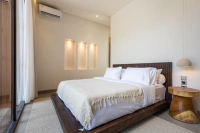 Bedrooms & Wardrobe