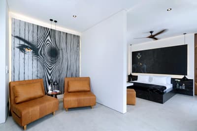 Real Bedroom & Bathroom Photos