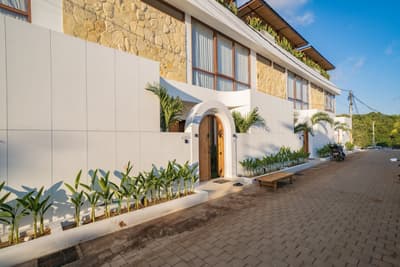 Eksterior, Pool & Terrace